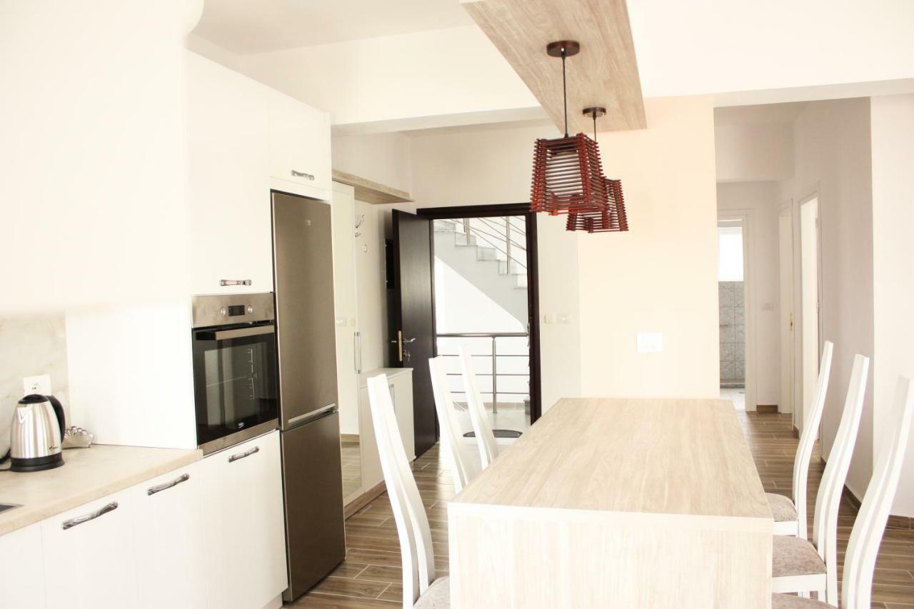 Alexandra'S Apartments ซารานเดอ ภายนอก รูปภาพ