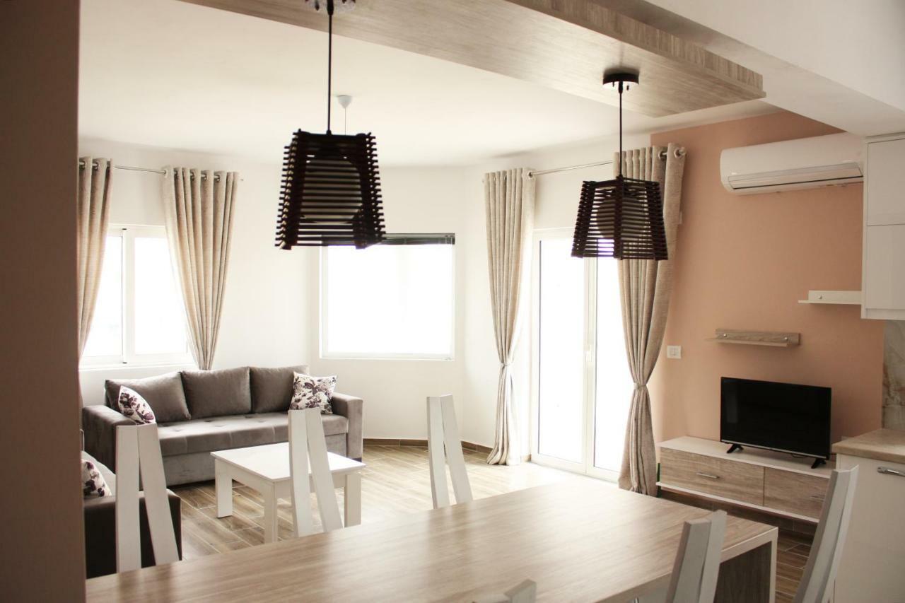 Alexandra'S Apartments ซารานเดอ ภายนอก รูปภาพ