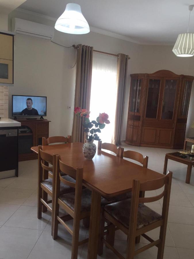 Alexandra'S Apartments ซารานเดอ ภายนอก รูปภาพ