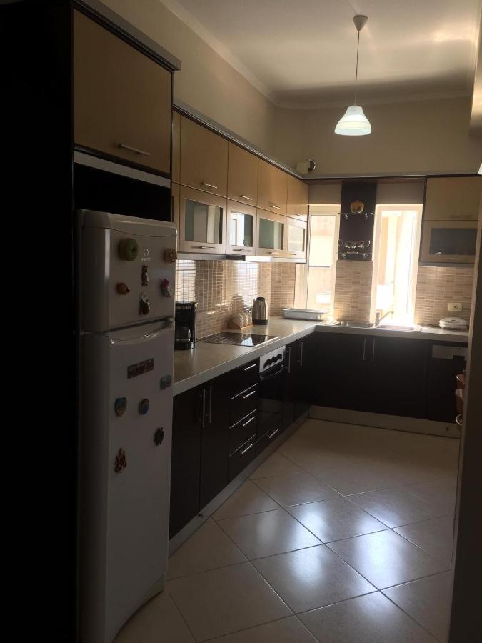 Alexandra'S Apartments ซารานเดอ ภายนอก รูปภาพ