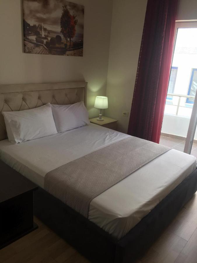Alexandra'S Apartments ซารานเดอ ภายนอก รูปภาพ